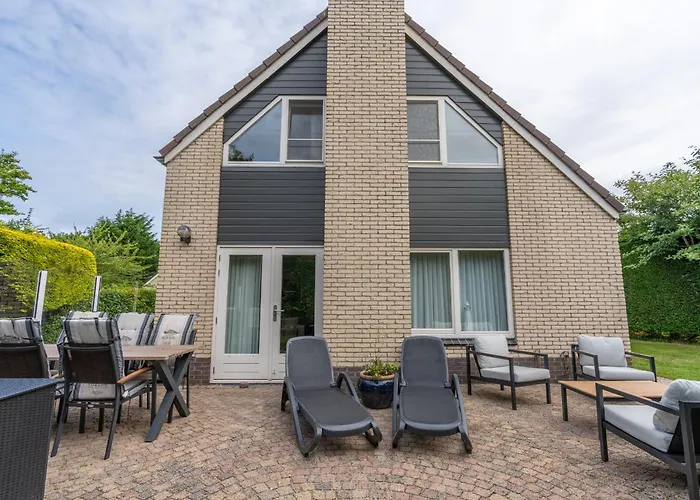 Villapark Kamperfoelie 49 *